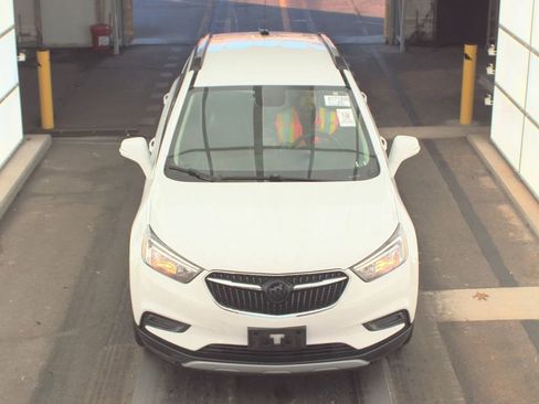 Used 2018 Buick Encore Preferred image 2