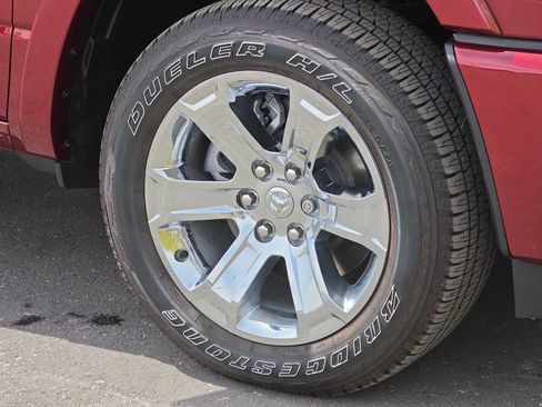 Used 2026 RAM 1500 Big Horn AWD/4WD image 12