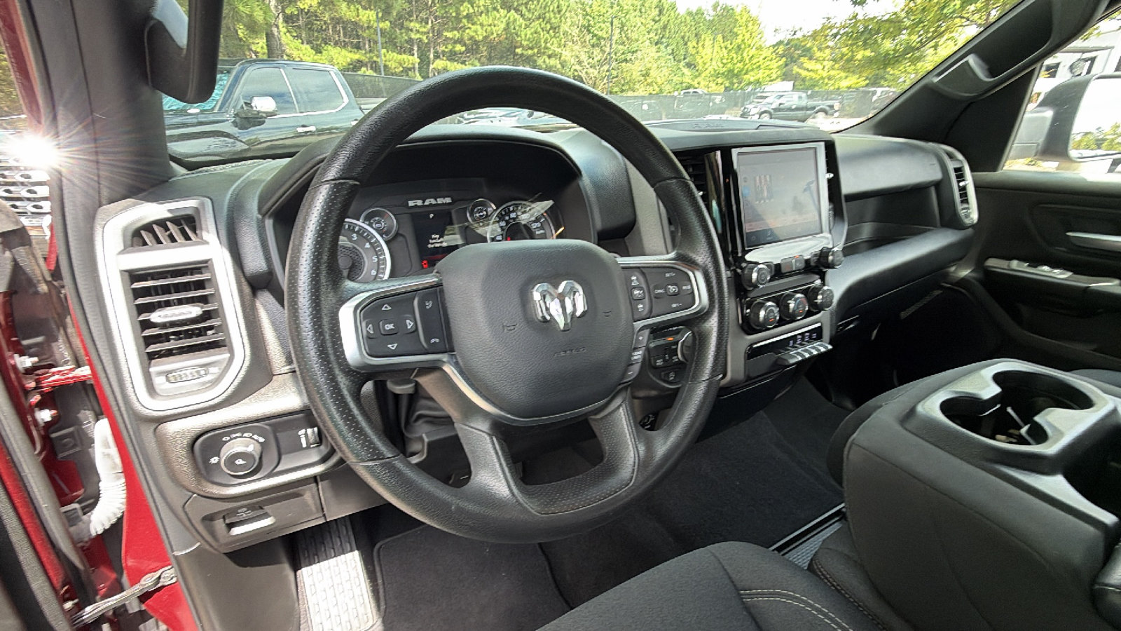 Used 2025 RAM 1500 Tradesman AWD/4WD image 25