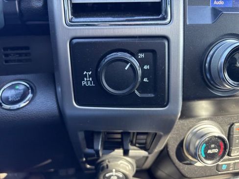 Used 2020 Ford F350 Platinum image 11