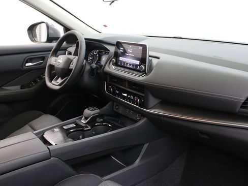 New 2026 Nissan Rogue SV image 23