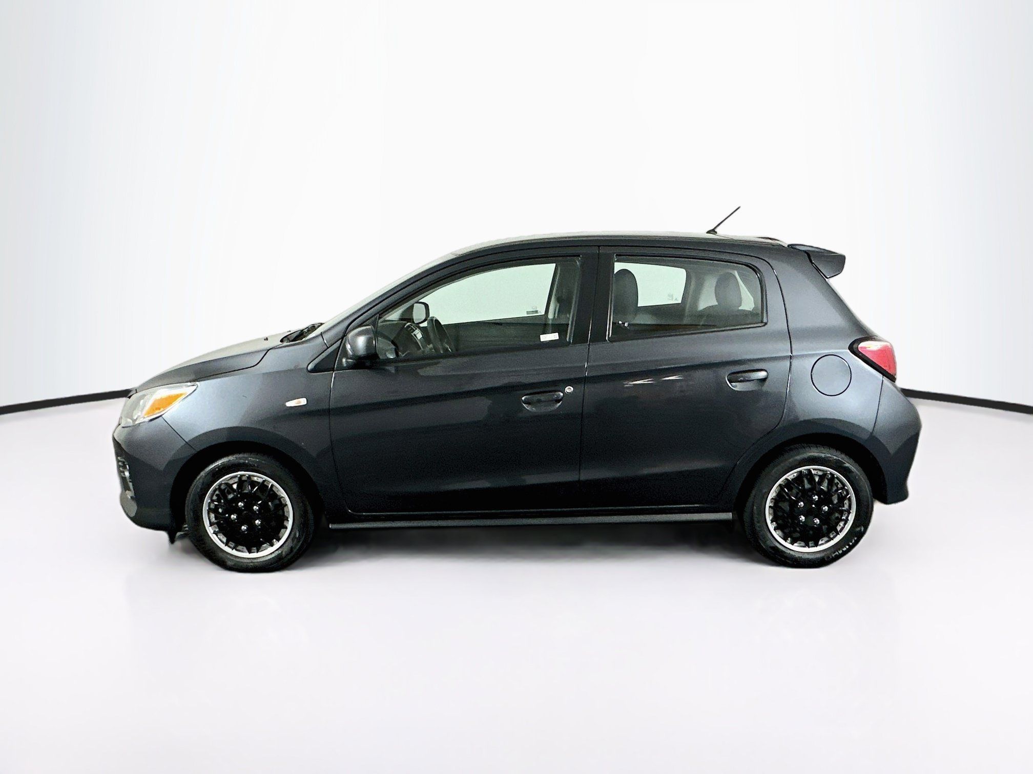 Used 2024 Mitsubishi Mirage ES FWD image 4