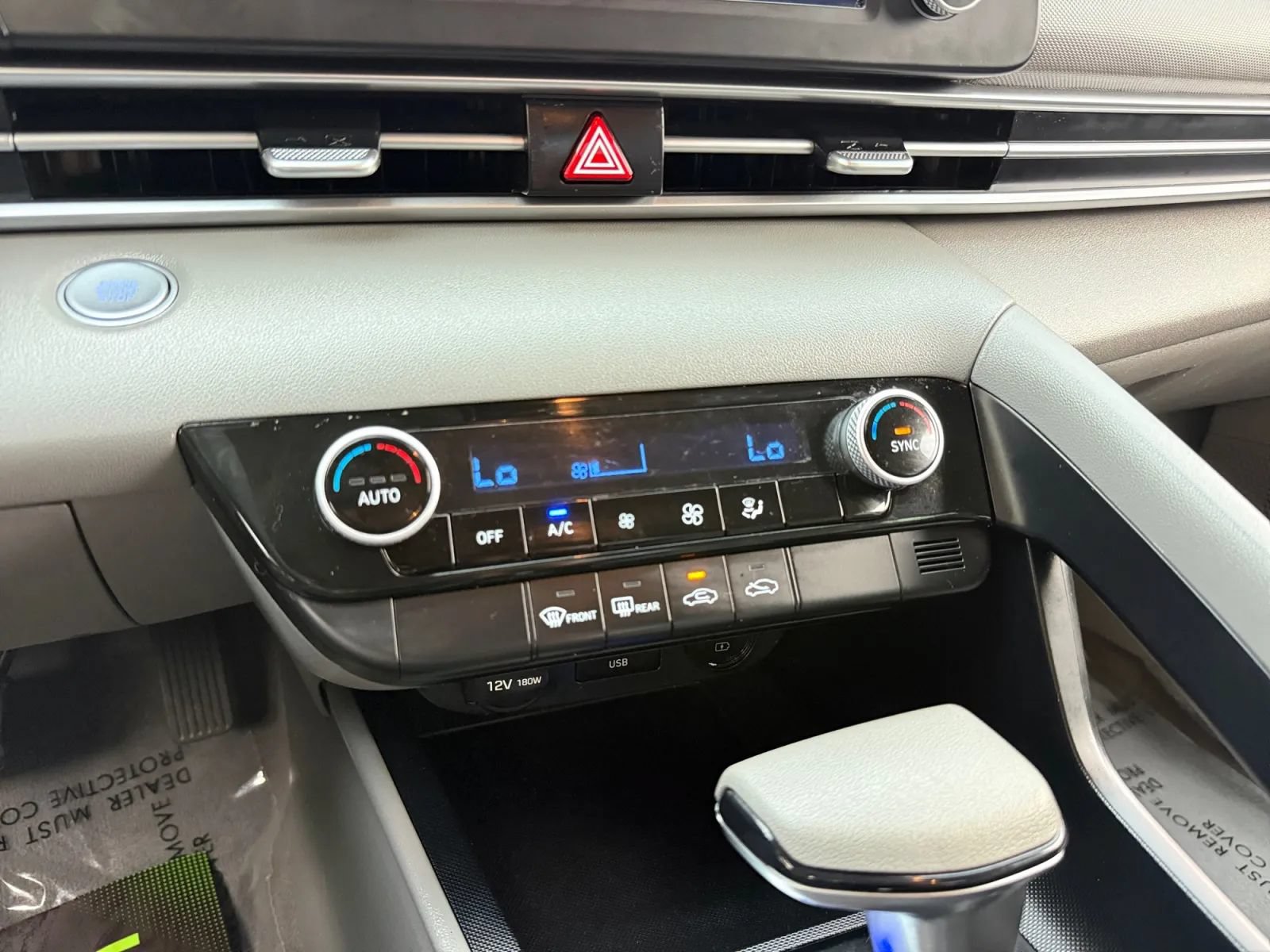 Used 2021 Hyundai Elantra SEL FWD image 30