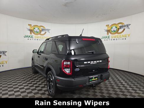Used 2023 Ford Bronco Sport Outer Banks w/ Tech Package AWD/4WD image 6