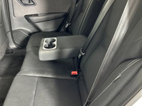 Used 2023 Nissan Rogue S FWD image 17