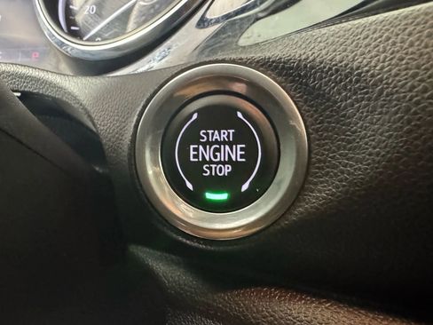 Used 2021 Buick Encore GX Preferred w/ Cold Weather Comfort Package image 17