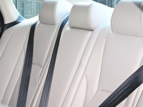 New 2026 Honda Accord EX-L image 17