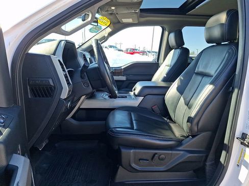 Used 2019 Ford F150 Lariat w/ Equipment Group 502A Luxury image 16