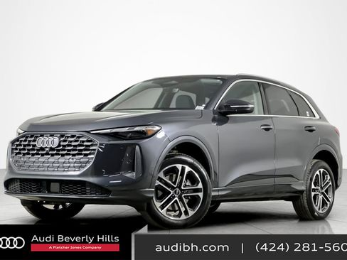 Used 2025 Audi Q5 Premium w/ 19" Wheel Package image 1