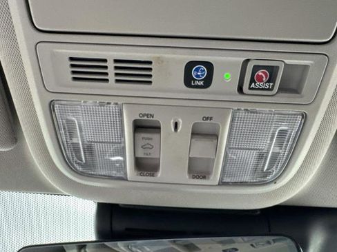 Used 2022 Honda Accord Touring image 19