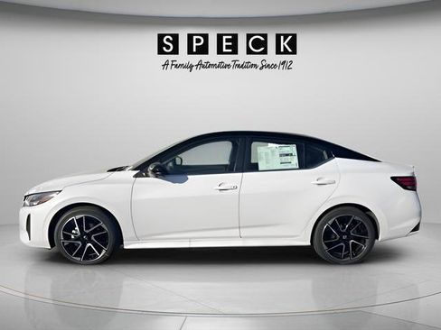 New 2025 Nissan Sentra SR w/ SR Premium Package image 2