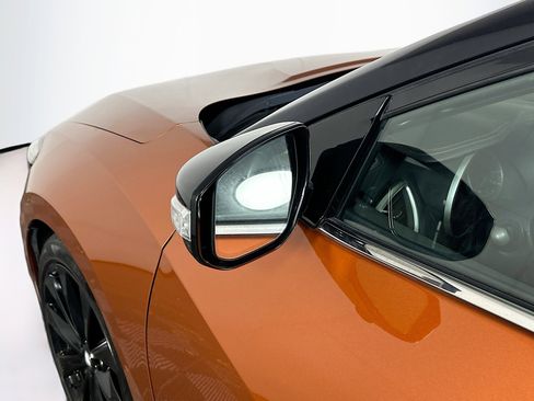 Used 2019 Nissan Maxima SR w/ Premium Package image 16