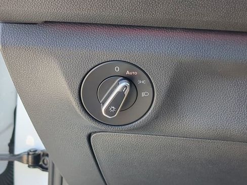 Certified 2023 Volkswagen Jetta GLI Autobahn image 25