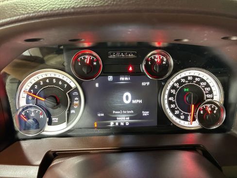 Used 2017 RAM 1500 Laramie w/ Convenience Group image 20