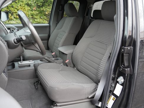 Used 2019 Nissan Frontier SV w/ Value Truck Package image 28