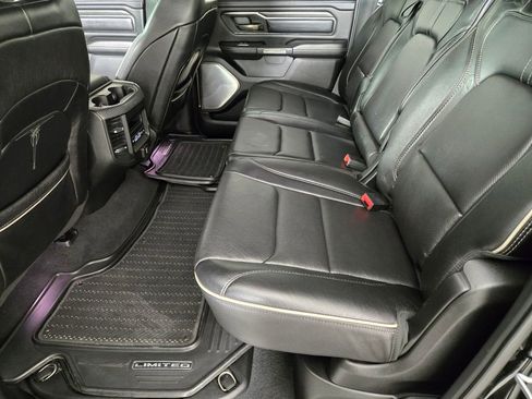 Used 2019 RAM 1500 Limited AWD/4WD image 17