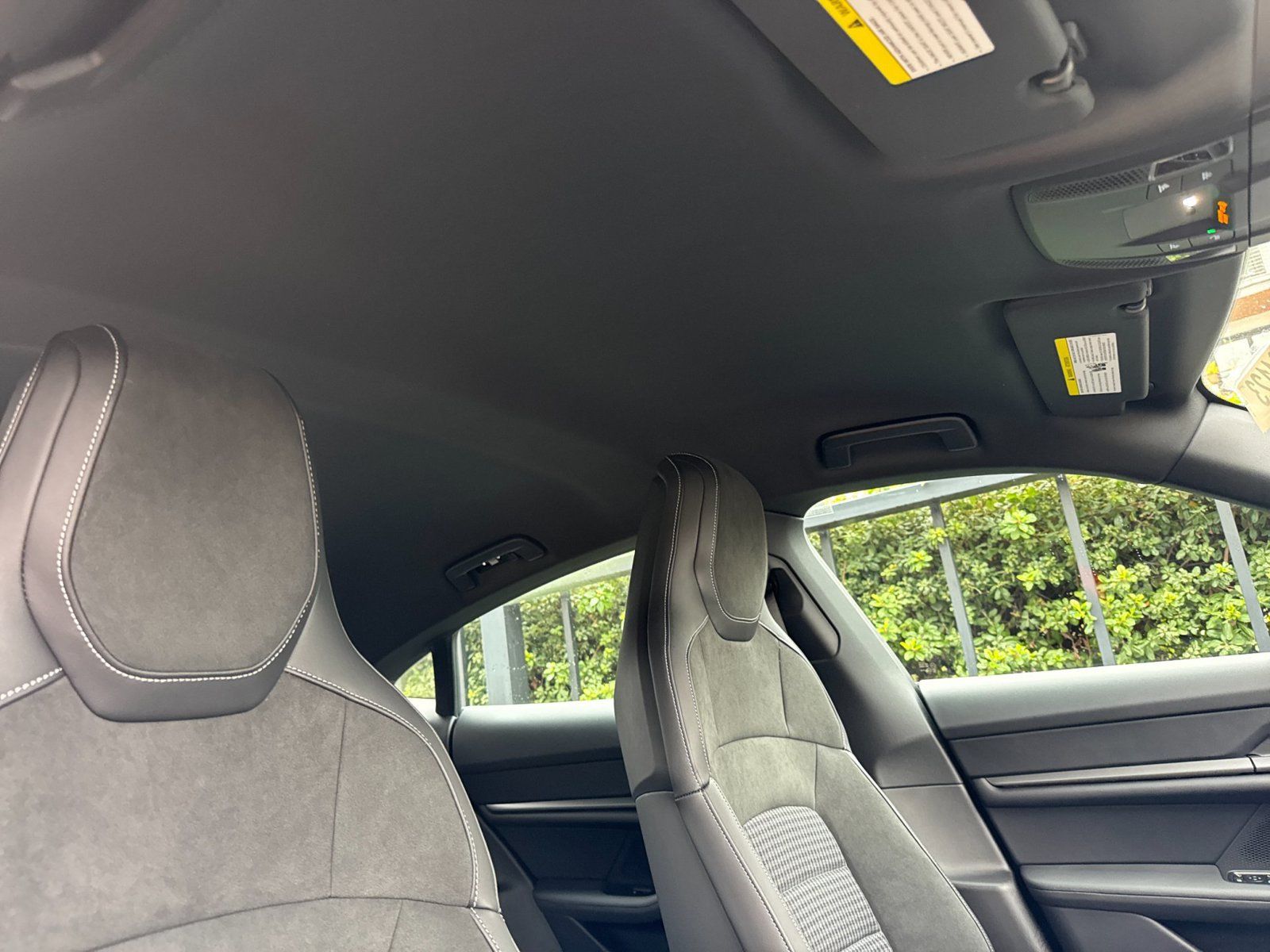 Certified 2026 Porsche Taycan AWD/4WD image 18