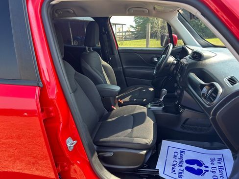 Used 2020 Jeep Renegade Altitude image 16