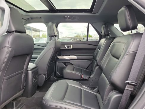 Certified 2023 Ford Explorer XLT w/ Equipment Group 202A image 13