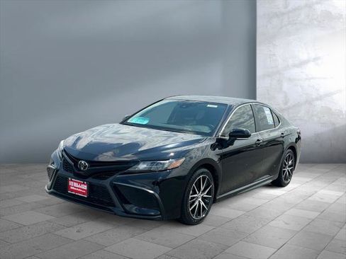 Certified 2024 Toyota Camry SE w/ Cold Weather Package AWD/4WD image 1