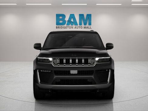 New 2026 Jeep Grand Cherokee Limited image 3