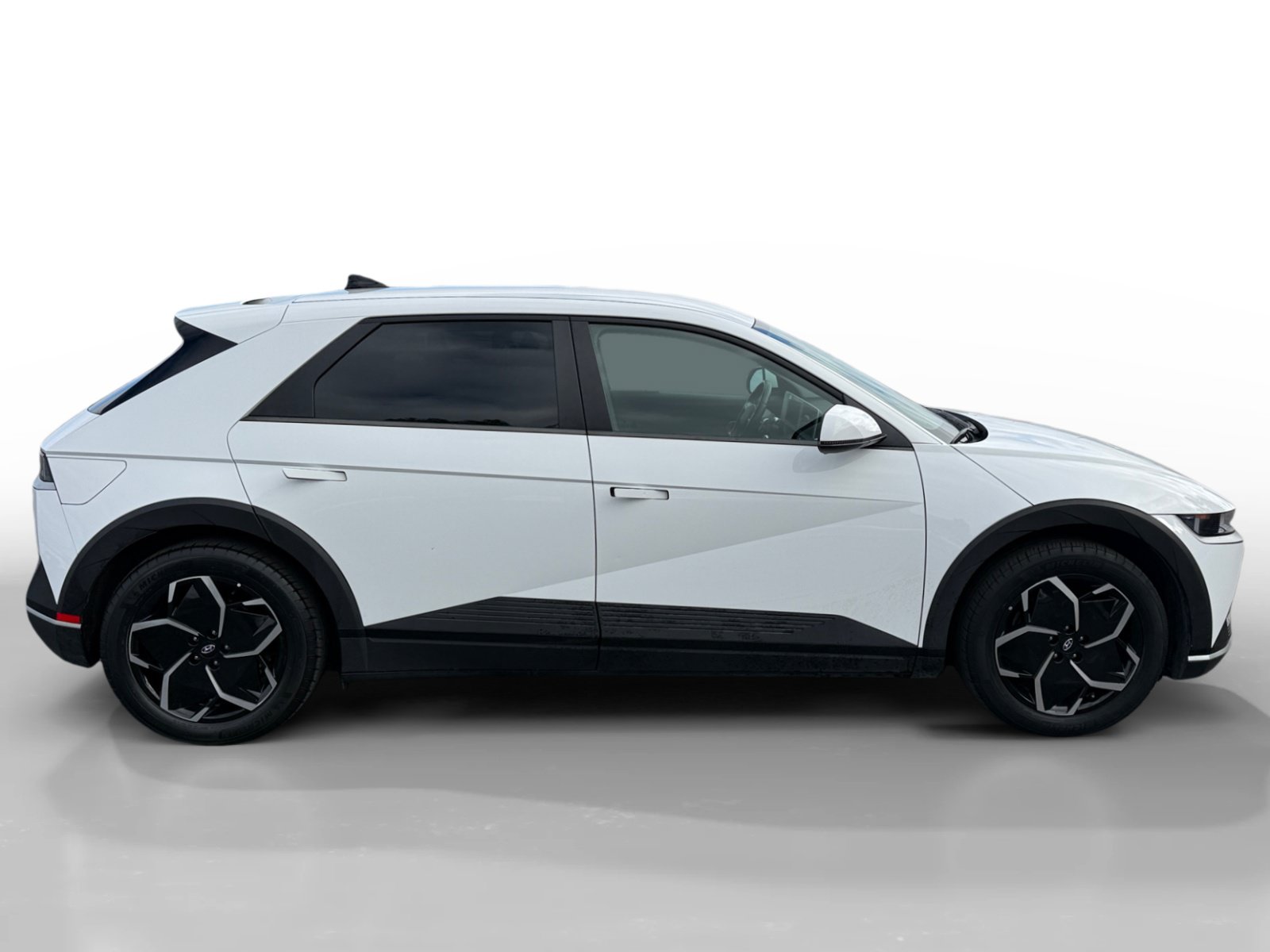 Used 2024 Hyundai Ioniq 5 SEL RWD image 6
