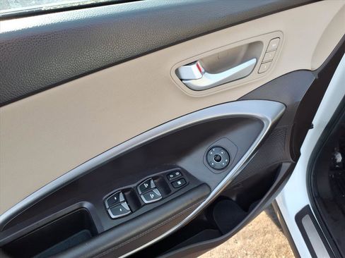 Used 2017 Hyundai Santa Fe Sport w/ 2.4L Tech Package 04 image 13