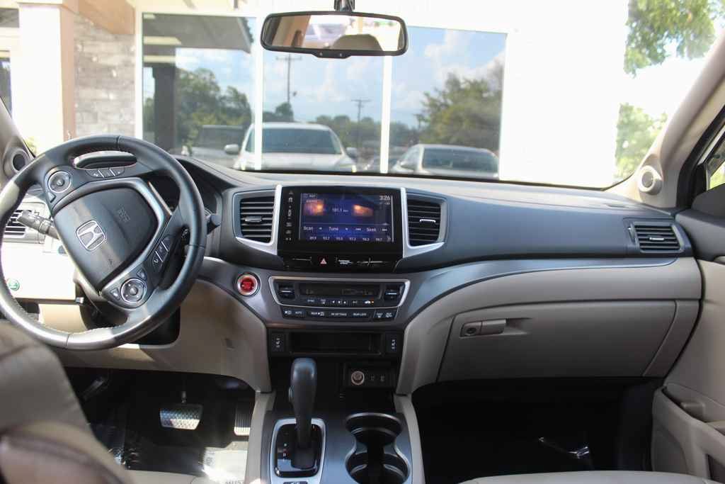Used 2017 Honda Pilot EX-L image 31
