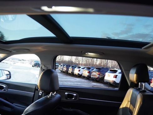 Used 2023 Kia Sorento X-Line EX image 19