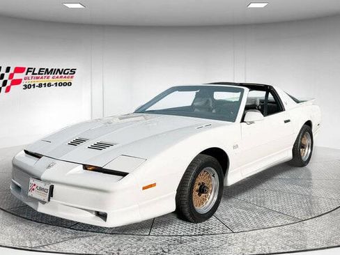 Used 1987 Pontiac Firebird Trans Am image 1