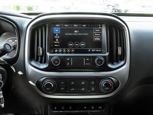 Used 2021 Chevrolet Colorado ZR2 w/ ZR2 Dusk Special Edition AWD/4WD image 17
