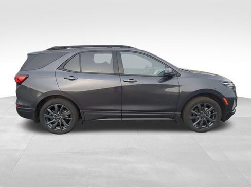 Used 2023 Chevrolet Equinox RS w/ RS Leather Package AWD/4WD image 6