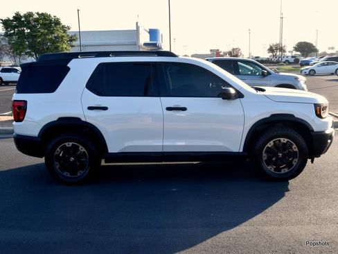 Used 2026 Honda Passport TrailSport Elite image 3