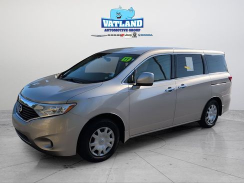 Used 2011 Nissan Quest S image 1