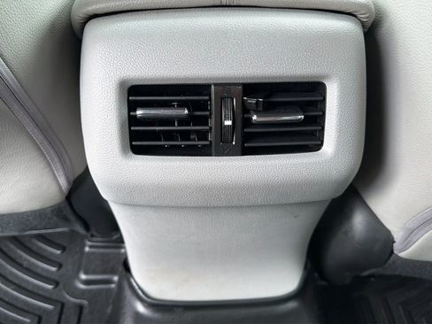Used 2015 Honda Accord EX-L image 28