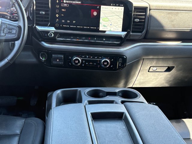 Used 2025 GMC Sierra 1500 SLT RWD image 17