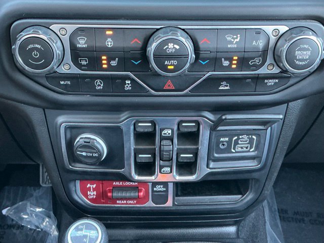 Used 2023 Jeep Gladiator Mojave w/ LED Lighting Group AWD/4WD image 24