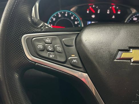 Used 2022 Chevrolet Equinox LT FWD image 25