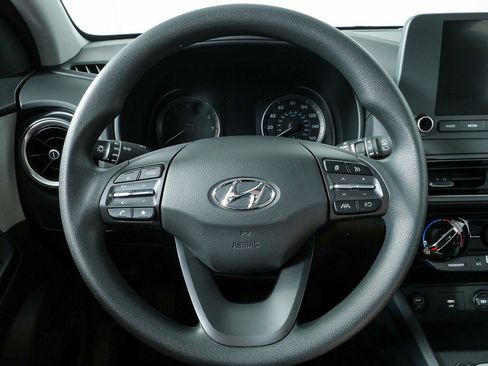 Used 2023 Hyundai Kona SE FWD image 14