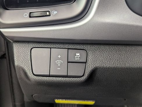 Used 2022 Kia Rio S w/ Option Group 015 FWD image 13