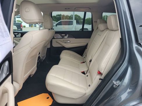 Used 2021 Mercedes-Benz GLS 580 4MATIC image 8