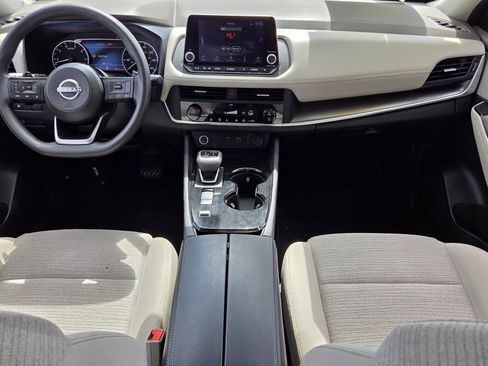 Used 2023 Nissan Rogue SV FWD image 12
