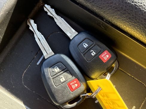 Used 2019 Toyota Tundra SR5 w/ TRD Sport Package image 27