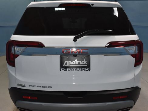 Used 2023 GMC Acadia SLE FWD image 33