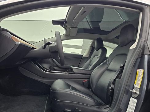Used 2019 Tesla Model 3 Long Range image 20