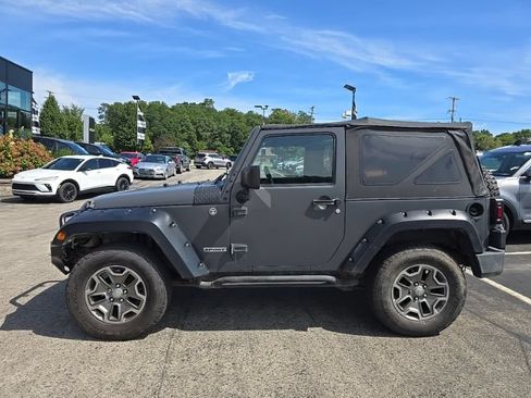 Used 2014 Jeep Wrangler Sport w/ Connectivity Group AWD/4WD image 4