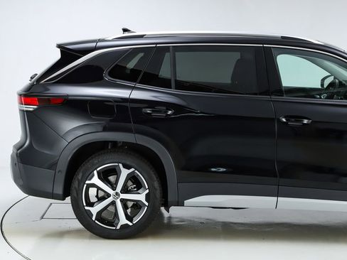 New 2026 Volkswagen Tiguan SE image 49