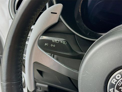 Used 2024 Alfa Romeo Giulia Veloce image 5