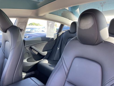 Used 2023 Tesla Model 3 Standard Range RWD image 18