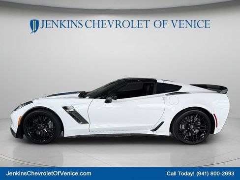 Used 2018 Chevrolet Corvette Z06 RWD image 6